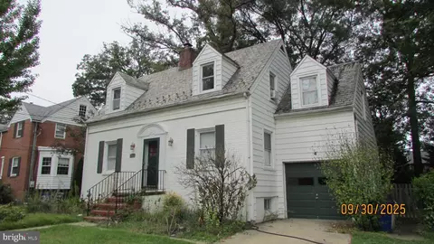 4614 Beechwood Rd, College Park, MD 20740