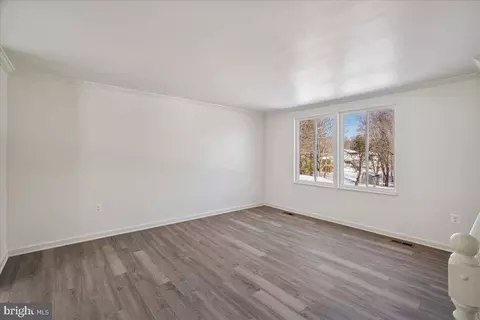 12705 Windbrook Dr, Clinton, MD 20735 photo 4