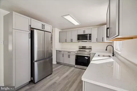 12705 Windbrook Dr, Clinton, MD 20735 photo 12