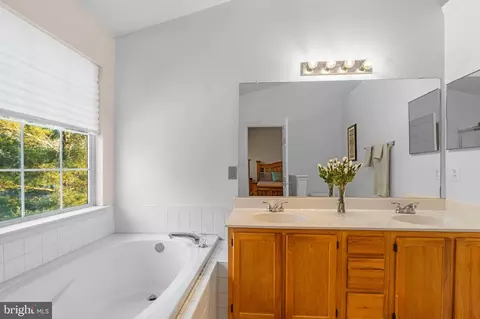 2411 Baikal Loop, Marlboro, MD 20774 photo 19