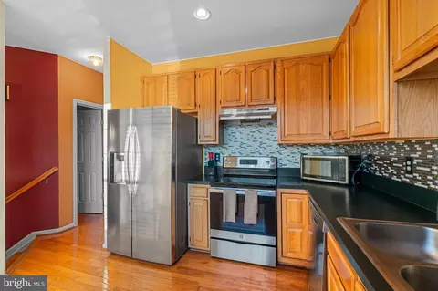 2411 Baikal Loop, Marlboro, MD 20774 photo 4