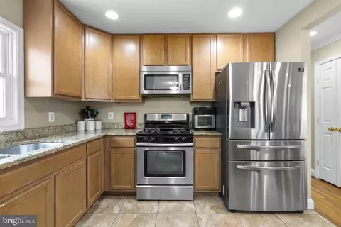 Kitchen - 9618 Small Dr, Clinton, MD 20735 photo 2 of 2