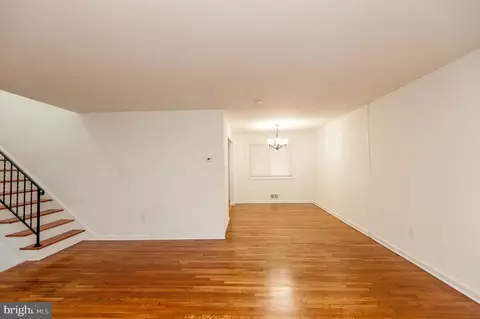 Living - 8912 Keewatin Rd, Lanham, MD 20706 photo 5 of 9