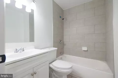 Bath - 8912 Keewatin Rd, Lanham, MD 20706 photo 8 of 11