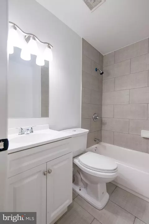 Bath - 8912 Keewatin Rd, Lanham, MD 20706 photo 9 of 11