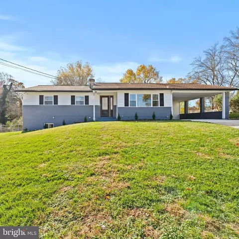5109 Tyburn Ct, Temple Hills, MD 20748