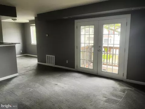 2512 Markham Ln #3, Landover, MD 20785