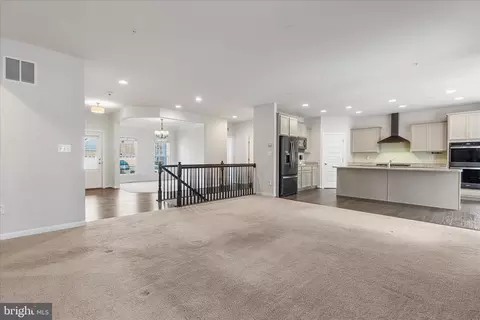 Living - 12706 Broughton Blf, Brandywine, MD 20613 photo 2 of 2