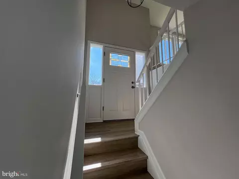 Entry Way - 3608 Kidder Rd, Clinton, MD 20735 photo 4 of 4