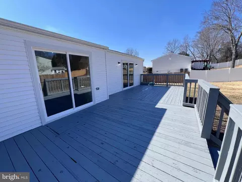 Exterior - 3608 Kidder Rd, Clinton, MD 20735 photo 7 of 11