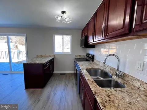 Kitchen - 3608 Kidder Rd, Clinton, MD 20735 photo 1 of 2