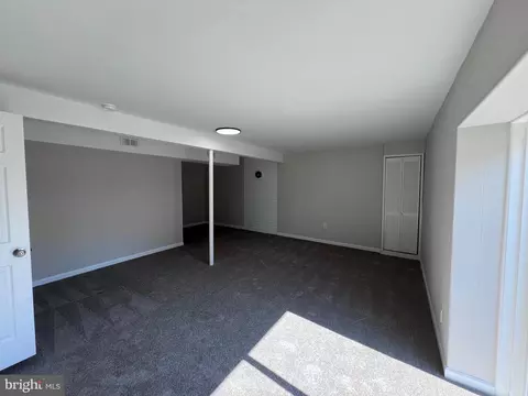 Living - 3608 Kidder Rd, Clinton, MD 20735 photo 12 of 15