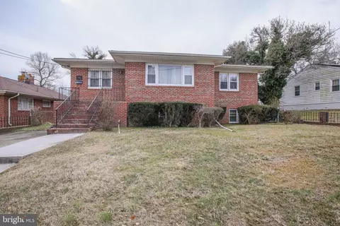 6515 Adak St, Capitol Heights, MD 20743