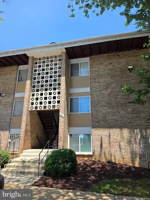 544 Wilson Bridge Dr #6745 B-2, Oxon Hill, MD 20745