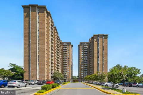 1836 Metzerott Rd #1416, Hyattsville, MD 20783