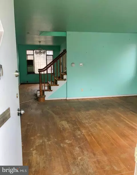 3617 Dixon St, Temple Hills, MD 20748