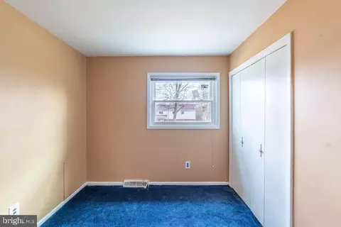 Bedroom - 7021 96th Pl, Lanham, MD 20706 photo 4 of 11