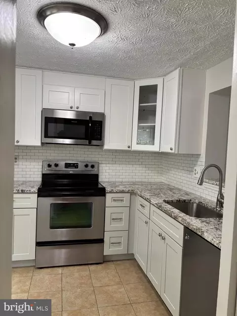 Kitchen - 2815 Nomad Ct E, Bowie, MD 20716 photo 2 of 2