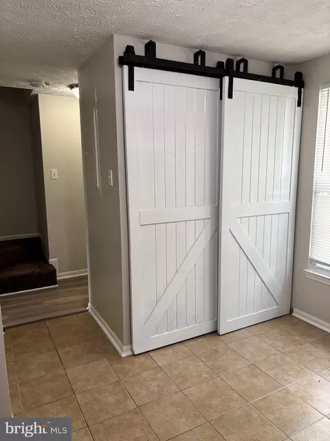 Entry Way - 2815 Nomad Ct E, Bowie, MD 20716 photo 2 of 5