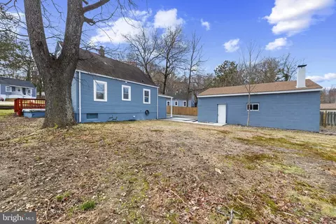 Exterior - 4104 Maple Rd, Suitland, MD 20746 photo 6 of 6