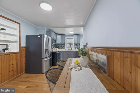 Dining - 4104 Maple Rd, Suitland, MD 20746 photo 1 of 1