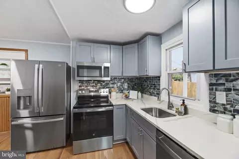 Kitchen - 4104 Maple Rd, Suitland, MD 20746 photo 1 of 2