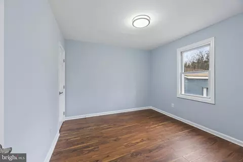 Bedroom - 4104 Maple Rd, Suitland, MD 20746 photo 4 of 4