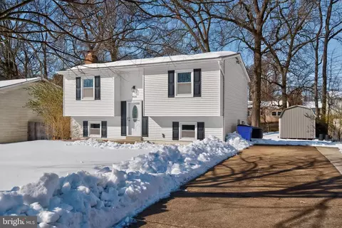 9510 48th Pl, College Park, MD 20740