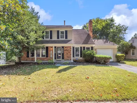 9402 Grandhaven Ave, Marlboro, MD 20772