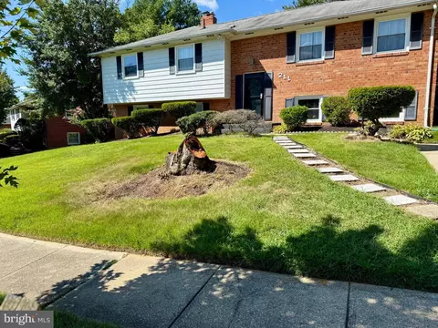 211 Prenton St, Marlboro, MD 20774
