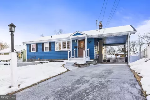 5925 Berwyn Rd, College Park, MD 20740