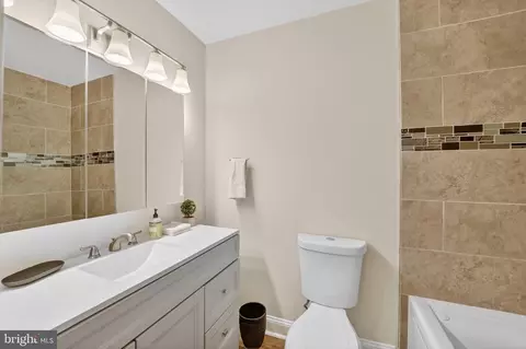 Bath - 13102 Gerry Rd, Clinton, MD 20735 photo 1 of 4
