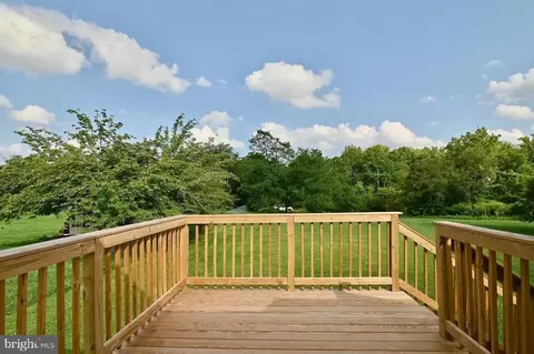 Exterior - 13102 Gerry Rd, Clinton, MD 20735 photo 8 of 9