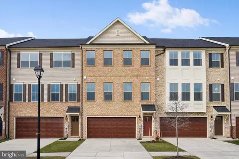 16621 Aruba Dr, Accokeek, MD 20607