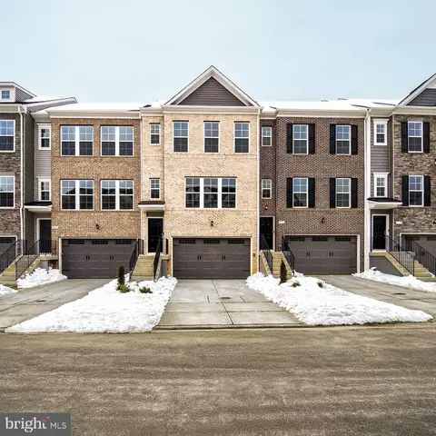 2914 Lewis And Clark Ave, Marlboro, MD 20774