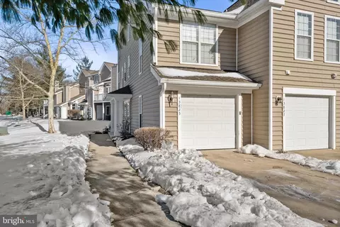 13825 King Frederick Way #707, Marlboro, MD 20772