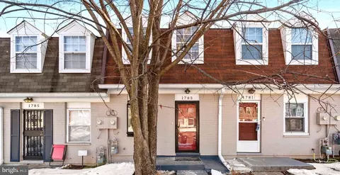 1783 Village Green Dr #Y-89, Landover, MD 20785