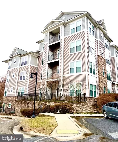 1301 Karen Blvd #201, Capitol Heights, MD 20743