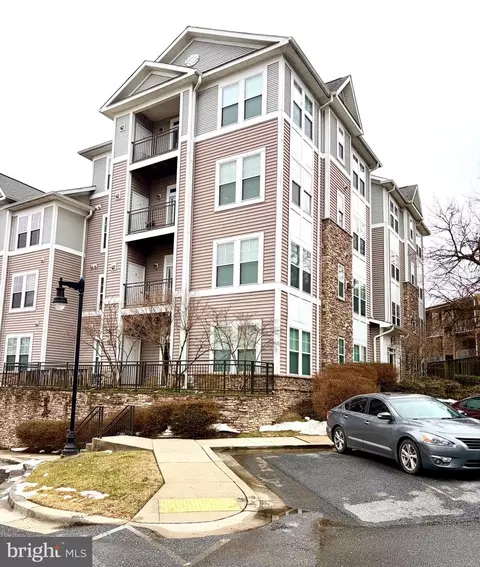 1301 Karen Blvd #201, Capitol Heights, MD 20743