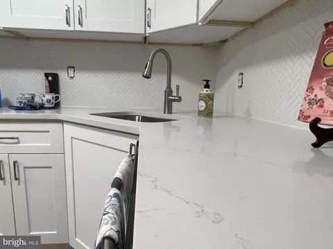 3339 Huntley Square Dr #T-2, Temple Hills, MD 20748