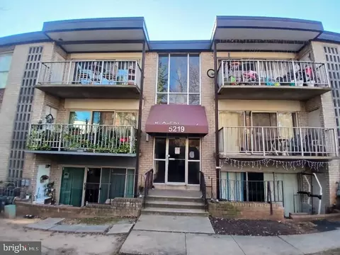 5219 Newton St #T-3, Bladensburg, MD 20710