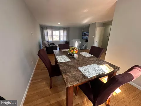 9805 Walnut Ave, Lanham, MD 20706 photo 3