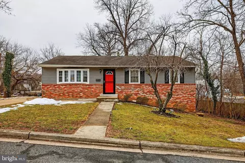 5707 Coolidge St, Capitol Heights, MD 20743