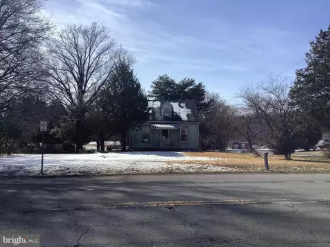 7705 Old Alexandria Ferry Rd, Clinton, MD 20735