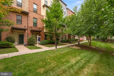 3207 Tribune Ct, Hyattsville, MD 20782