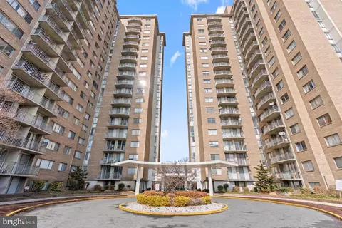 1836 Metzerott Rd #715, Hyattsville, MD 20783