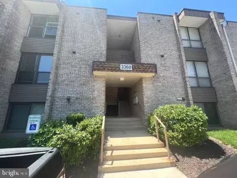 3360 Huntley Square Dr #B1, Temple Hills, MD 20748