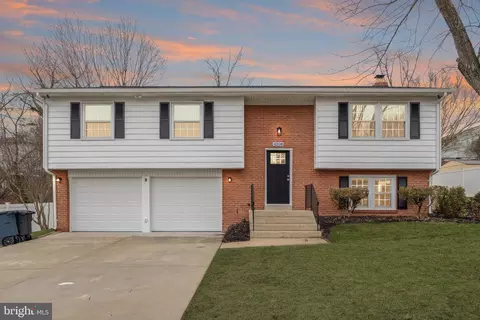 4208 Farmer Pl, Fort Washington, MD 20744