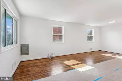 Living - 8422 12th Ave, Silver Spring, MD 20903 photo 1 of 3