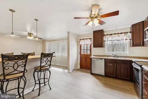16501 Rolling Tree Rd, Accokeek, MD 20607 photo 6